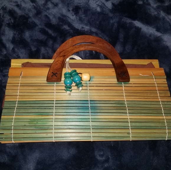 Bamboo Purse - Picture 2 of 3